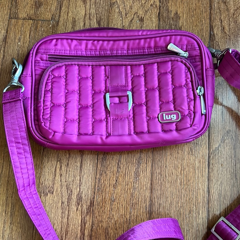 Lug Carousel